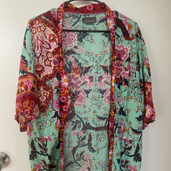 Anthropologie Duster/Long Throw - Blue/Red/Pink - One Size (fits M/L) - Picture 3 of 4